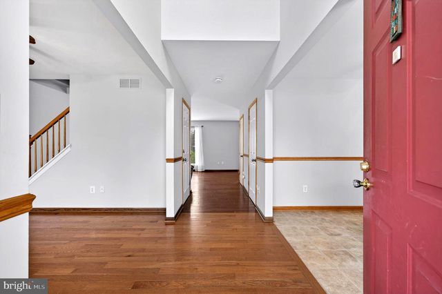 27 DAMON DR, Sicklerville, NJ 08081