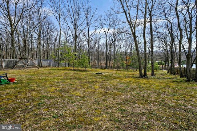 27 DAMON DR, Sicklerville, NJ 08081