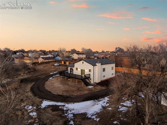 6801 End of the Trail, Fountain, CO 80817