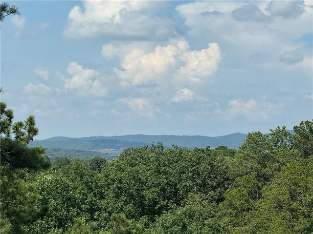 35 Bridgestone Way SE, Cartersville, GA 30120