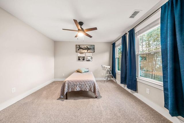 35 Bridgestone Way SE, Cartersville, GA 30120