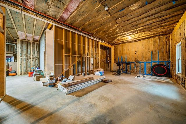 35 Bridgestone Way SE, Cartersville, GA 30120