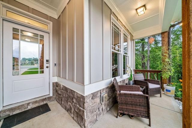 35 Bridgestone Way SE, Cartersville, GA 30120