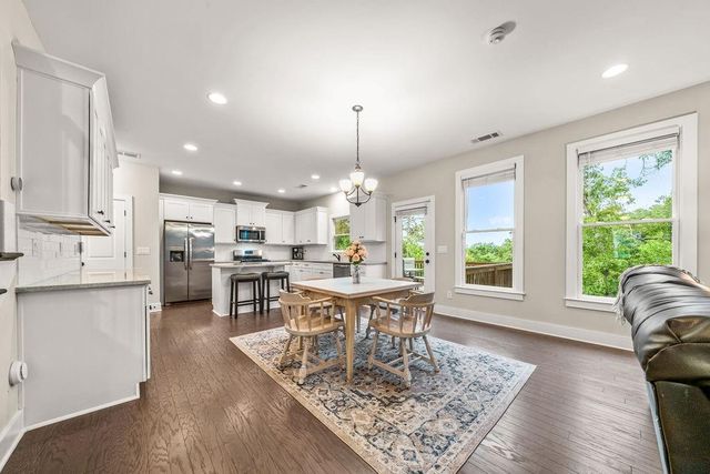 35 Bridgestone Way SE, Cartersville, GA 30120