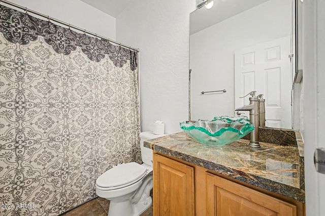 10594 W LONE CACTUS Drive, Peoria, AZ 85382