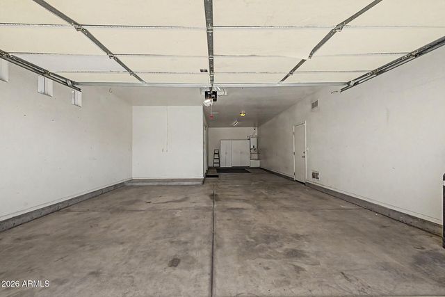 10594 W LONE CACTUS Drive, Peoria, AZ 85382