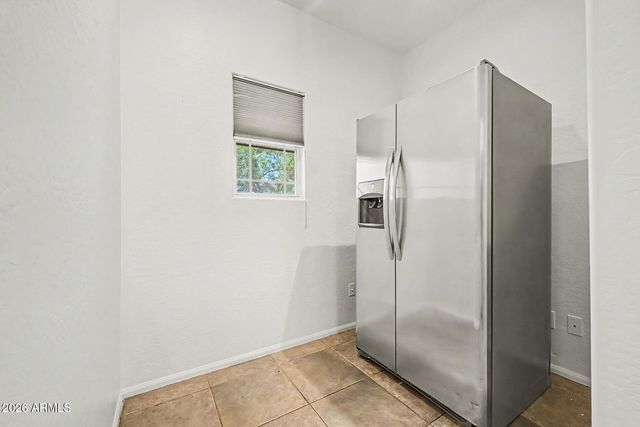 10594 W LONE CACTUS Drive, Peoria, AZ 85382