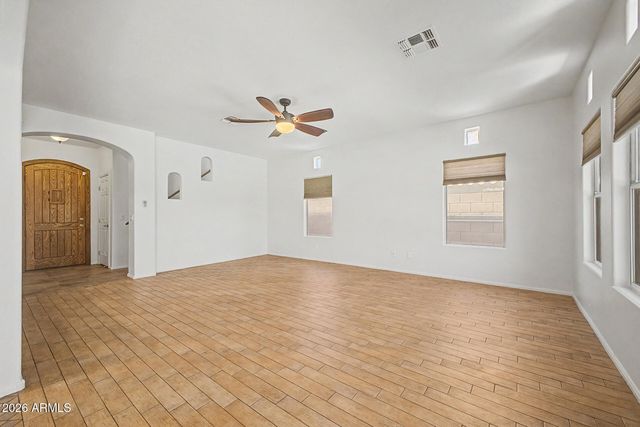 10594 W LONE CACTUS Drive, Peoria, AZ 85382