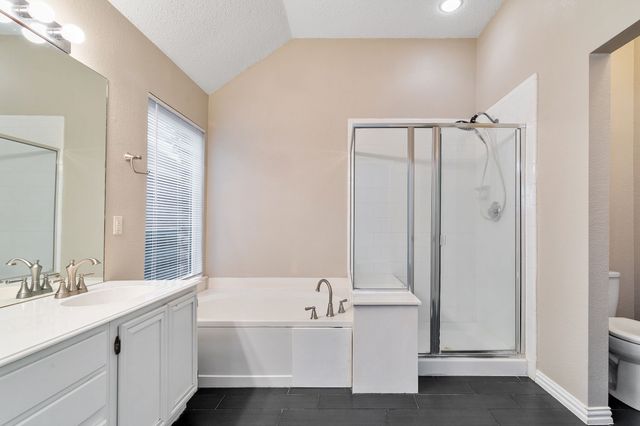 615 Lake Bridge Drive, Lake Dallas, TX 75065