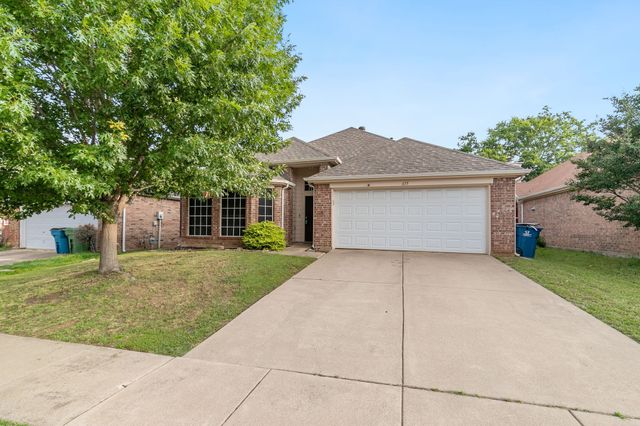 615 Lake Bridge Drive, Lake Dallas, TX 75065