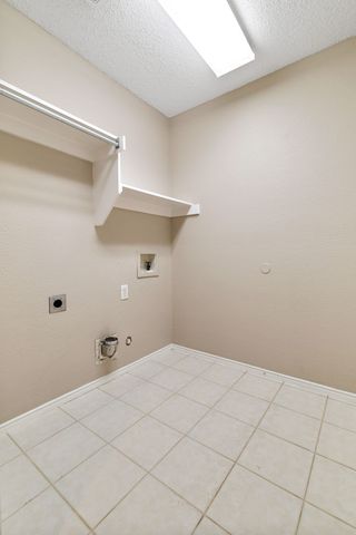 615 Lake Bridge Drive, Lake Dallas, TX 75065