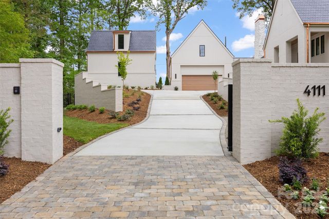4111 Columbine Circle, Charlotte, NC 28211