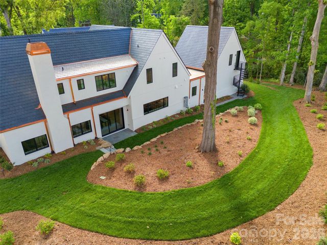 4111 Columbine Circle, Charlotte, NC 28211