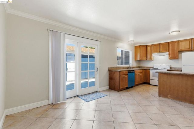 18 El Capitan Ln, Antioch, CA 94509