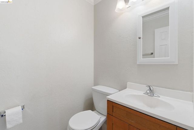 18 El Capitan Ln, Antioch, CA 94509