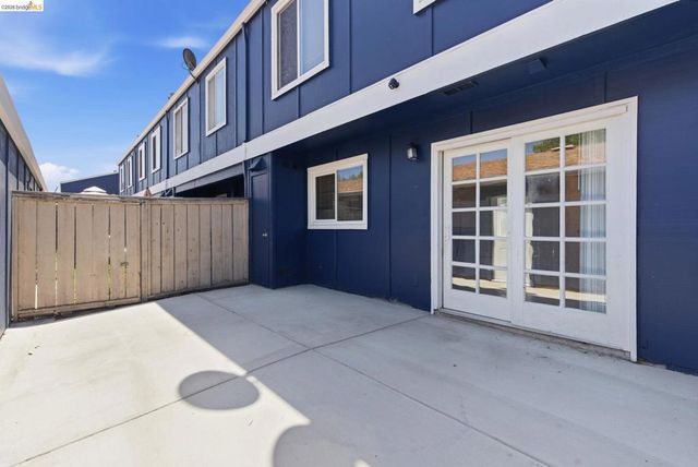 18 El Capitan Ln, Antioch, CA 94509