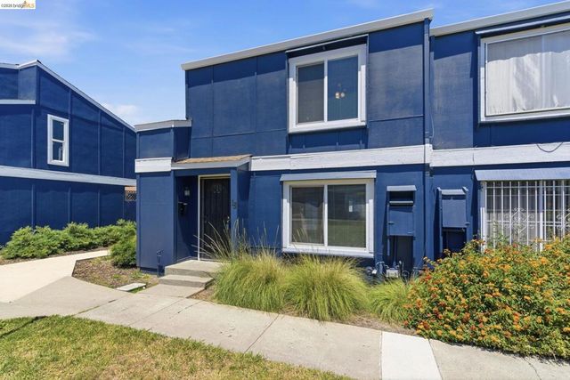 18 El Capitan Ln, Antioch, CA 94509