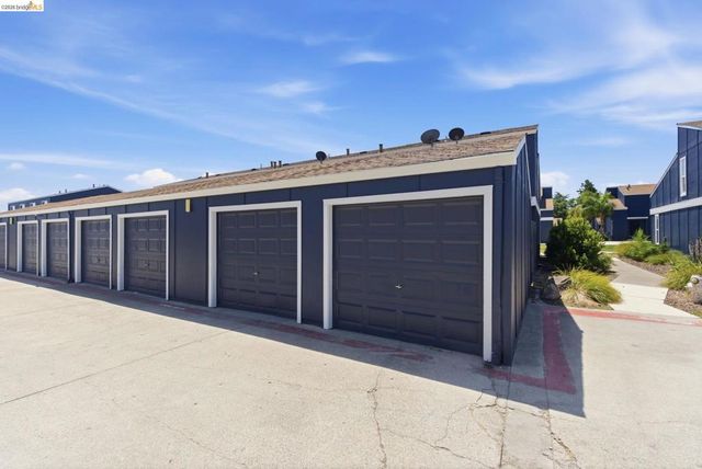 18 El Capitan Ln, Antioch, CA 94509
