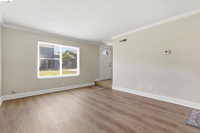 18 El Capitan Ln, Antioch, CA 94509