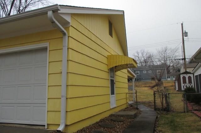 3510 S Rogers Lane, Independence, MO 64055