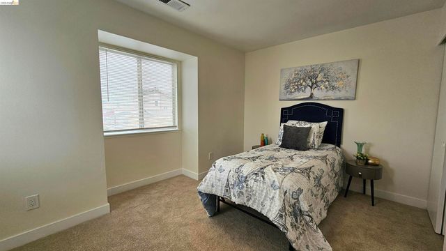 1826 Vicksburg Ave 1, Oakland, CA 94601