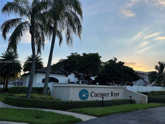 1378 SW 180th Ave, Pembroke Pines, FL 33029