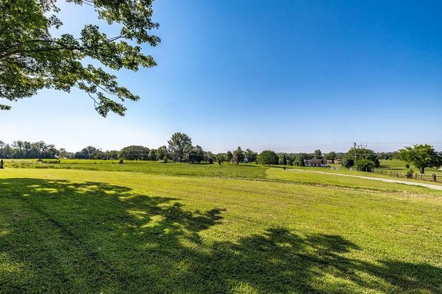 475 Fowler Ford Rd, Portland, TN 37148