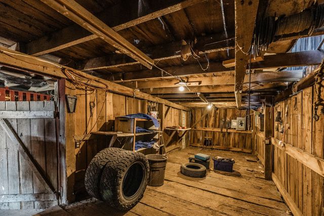 475 Fowler Ford Rd, Portland, TN 37148