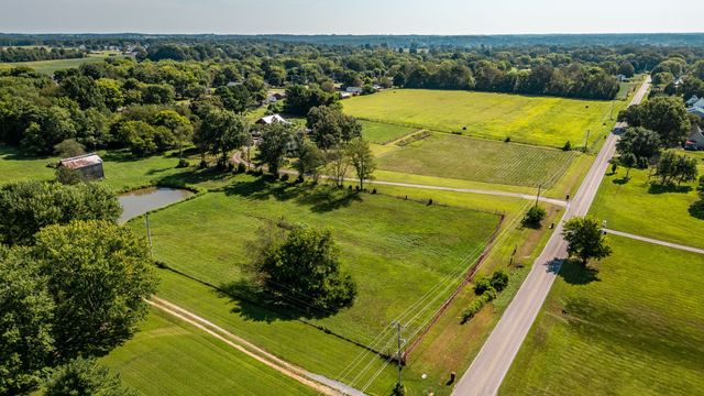 475 Fowler Ford Rd, Portland, TN 37148