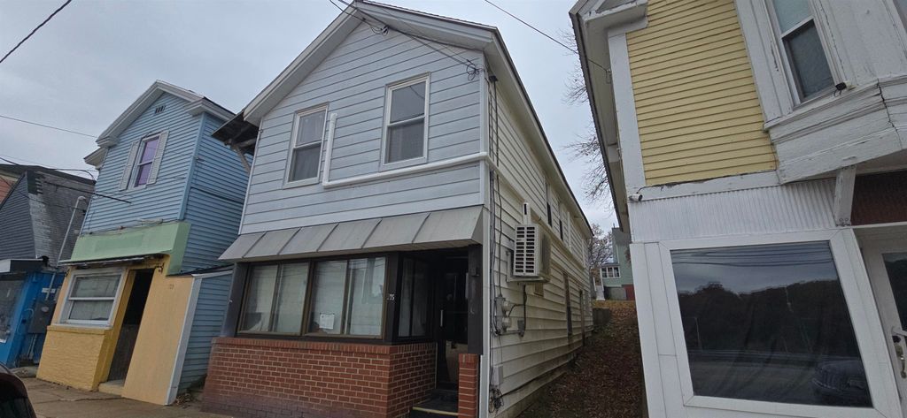 105-107 Main Street, Somersworth, NH 03878