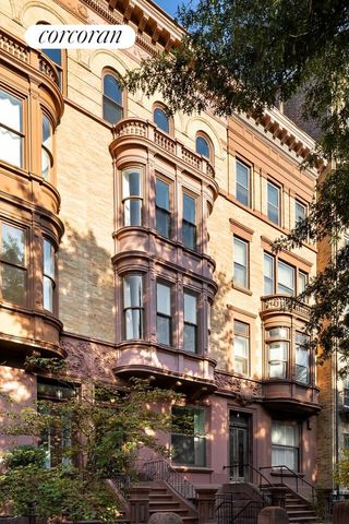 291 CLINTON Avenue, New York City, NY 11205