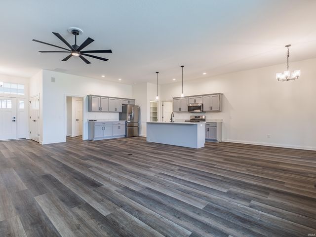 1634 White Fawn Drive, New Haven, IN 46774