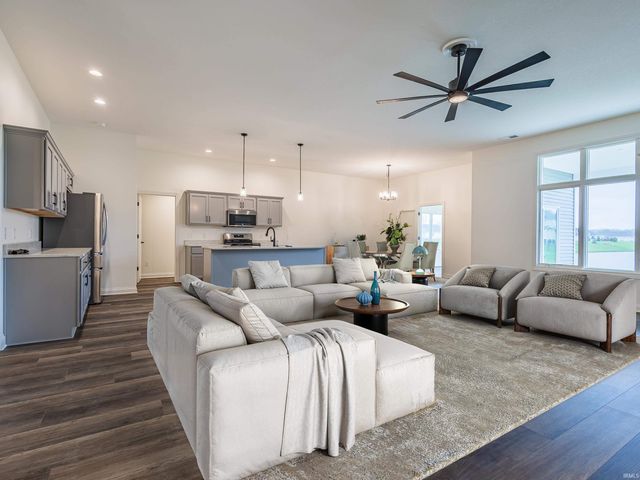 1634 White Fawn Drive, New Haven, IN 46774