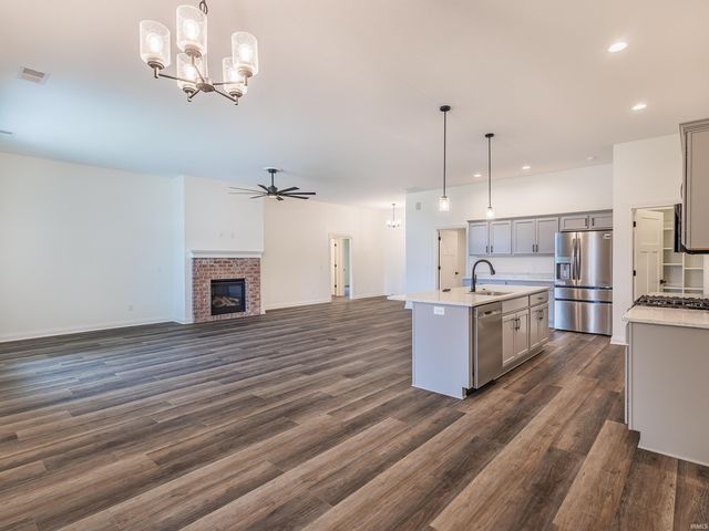 1634 White Fawn Drive, New Haven, IN 46774