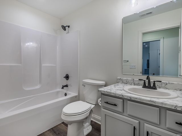 1634 White Fawn Drive, New Haven, IN 46774