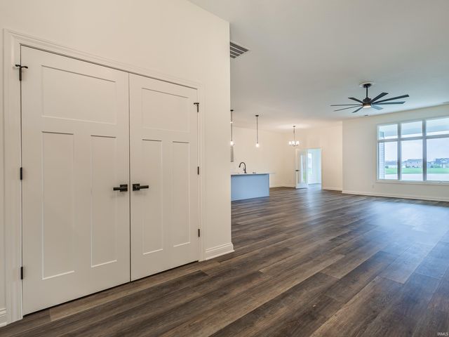 1634 White Fawn Drive, New Haven, IN 46774