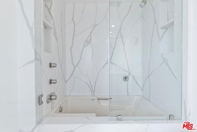 1100 Alta Loma Road 1205, West Hollywood, CA 90069