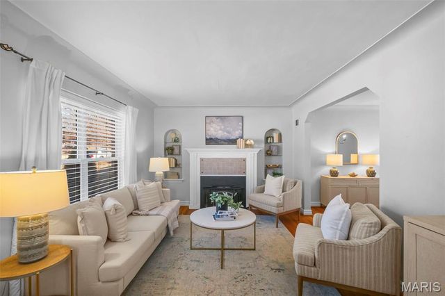 6714 Bancroft Avenue, St Louis, MO 63109