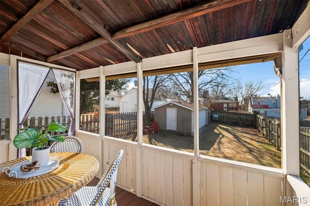 6714 Bancroft Avenue, St Louis, MO 63109