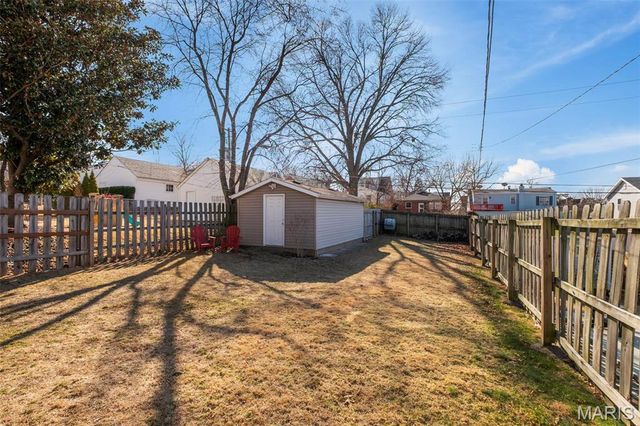 6714 Bancroft Avenue, St Louis, MO 63109