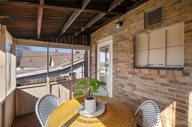 6714 Bancroft Avenue, St Louis, MO 63109