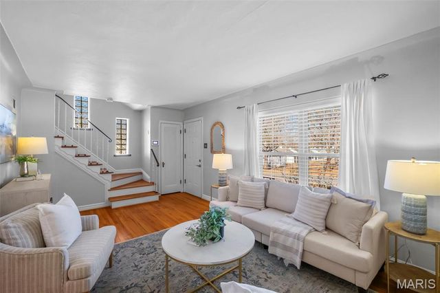 6714 Bancroft Avenue, St Louis, MO 63109