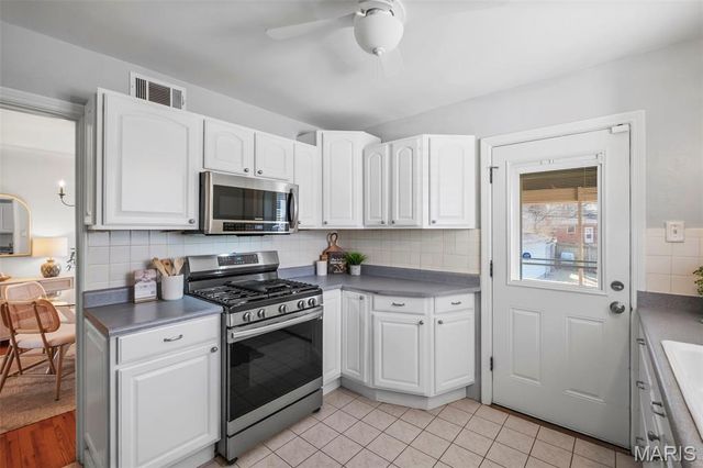 6714 Bancroft Avenue, St Louis, MO 63109