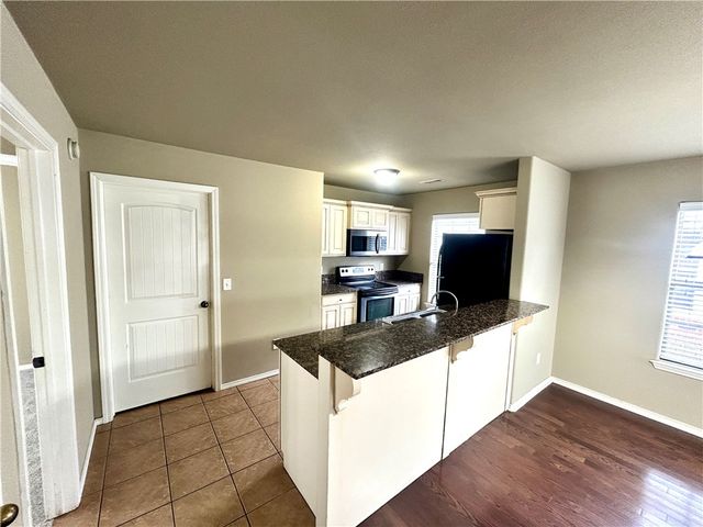 3804 Gibson Avenue, Bentonville, AR 72712