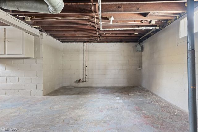 2111 21ST Street, Canton, OH 44705