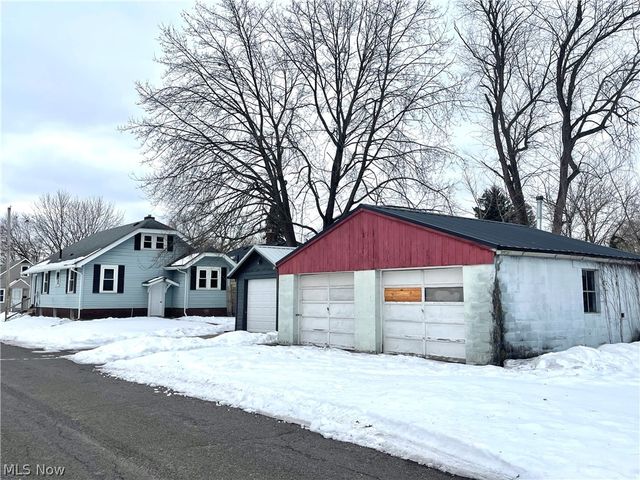 2111 21ST Street, Canton, OH 44705