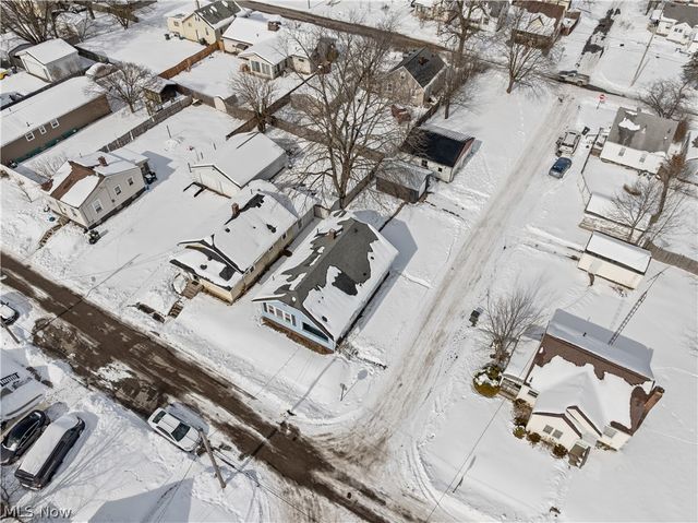 2111 21ST Street, Canton, OH 44705