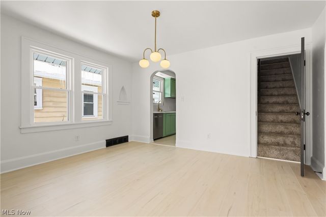 2111 21ST Street, Canton, OH 44705