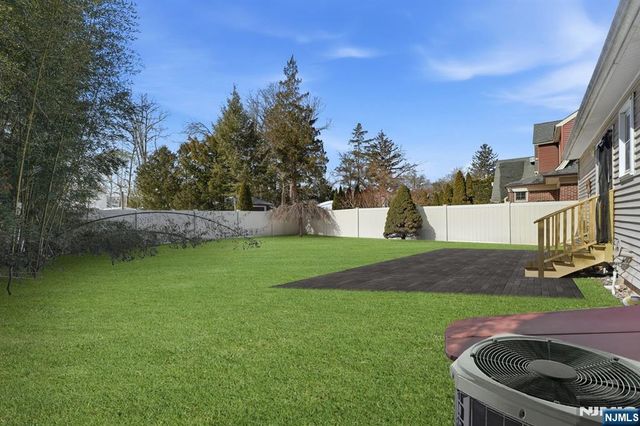 95 Cedar Avenue, Hackensack, NJ 07601