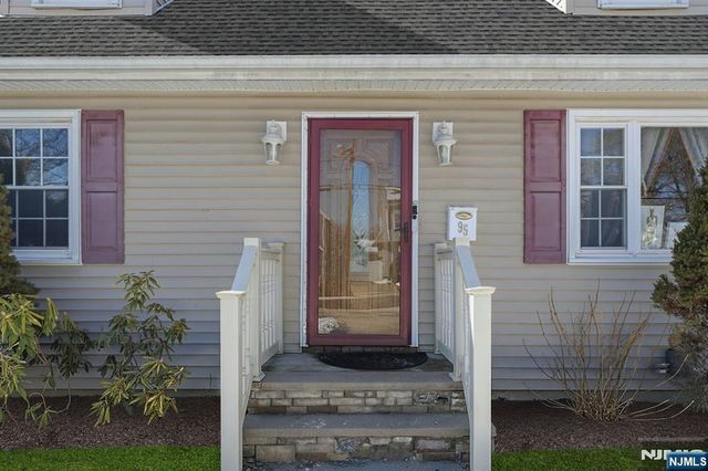 95 Cedar Avenue, Hackensack, NJ 07601